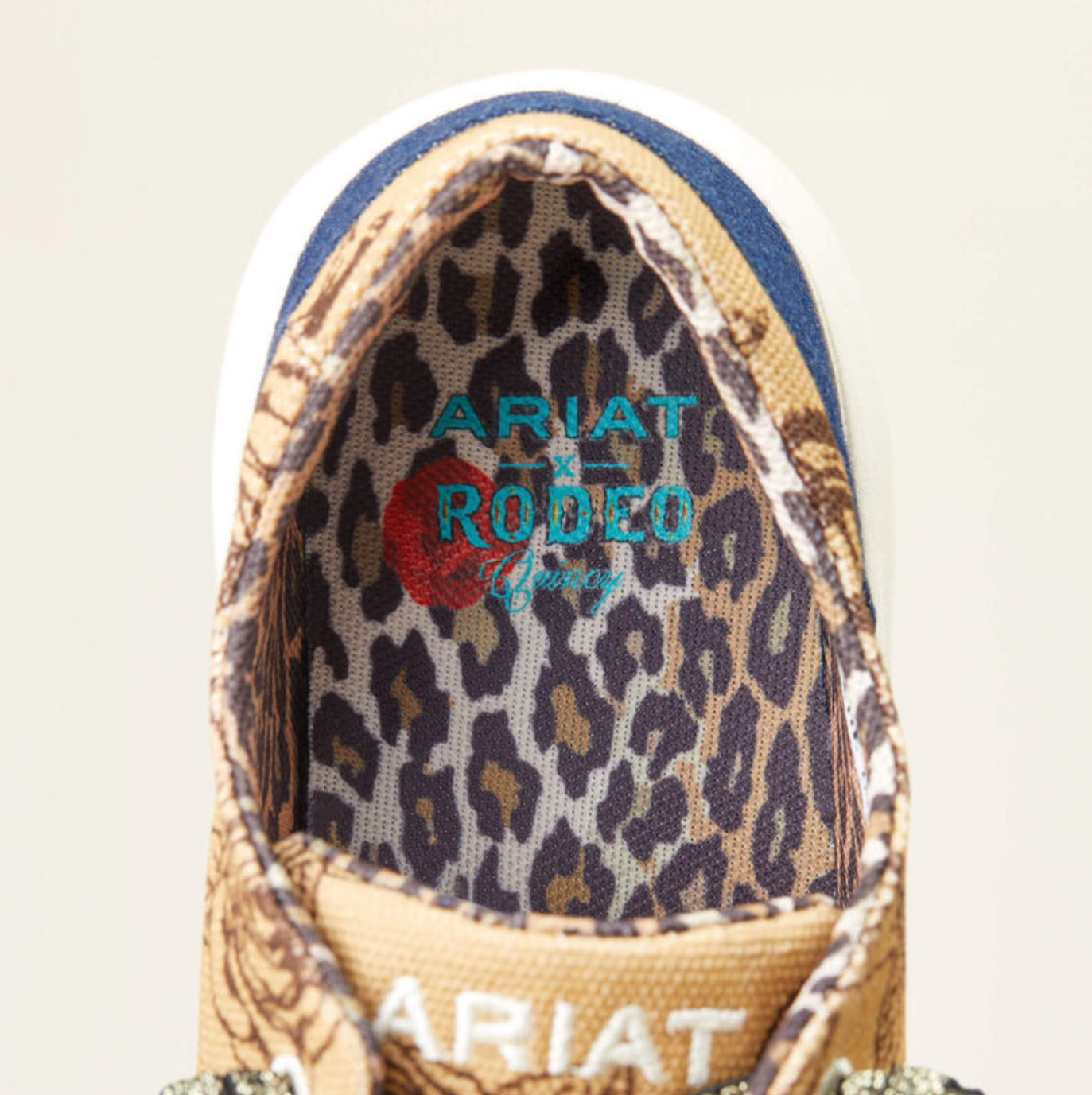 ARIAT | RODEO DE HILO FEMENINO QUINCY