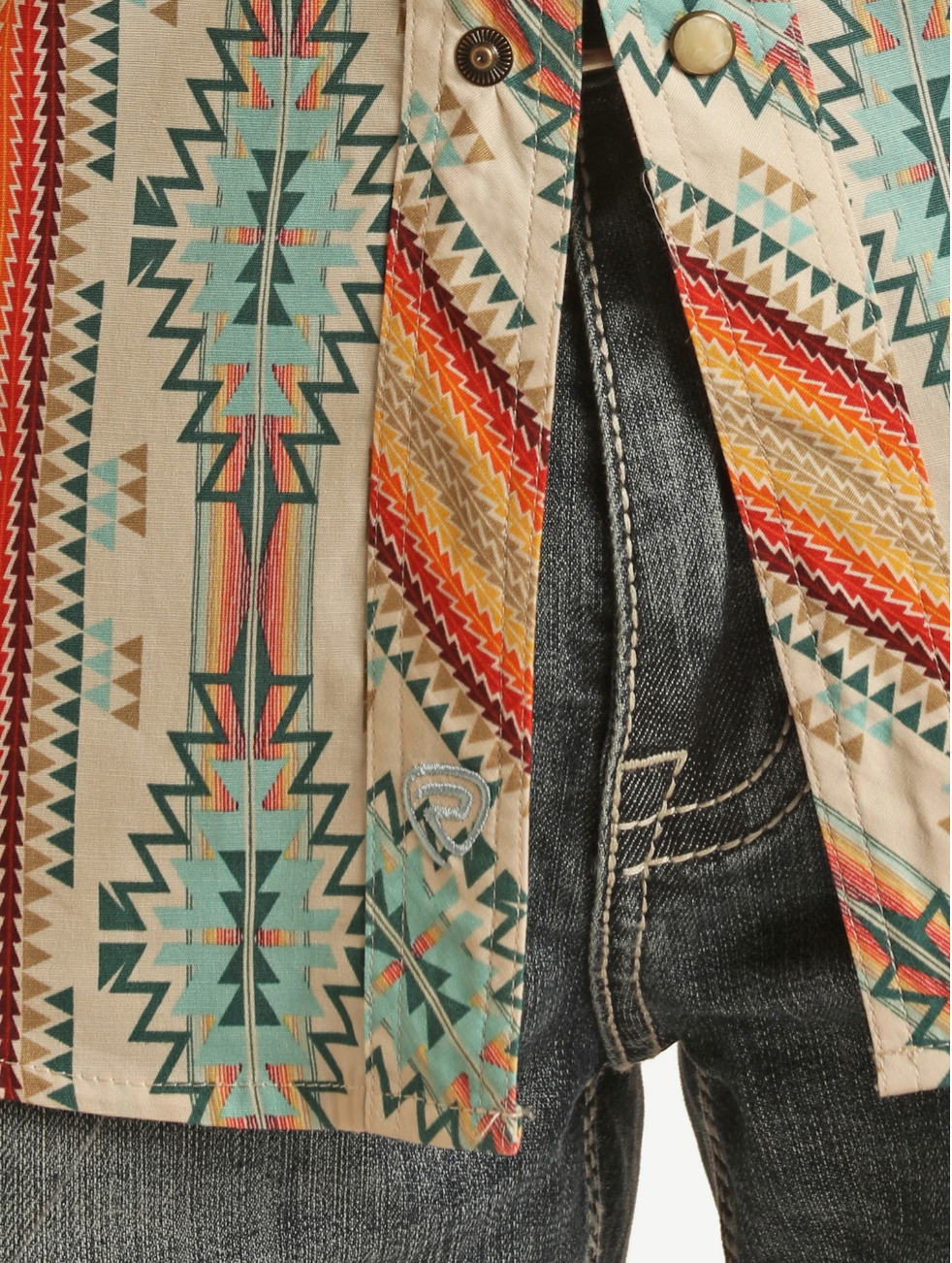 Camisa azteca de manga corta con broche occidental