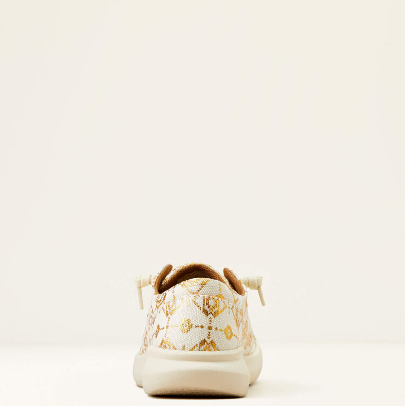 ARIAT | HILO PARA MUJERES