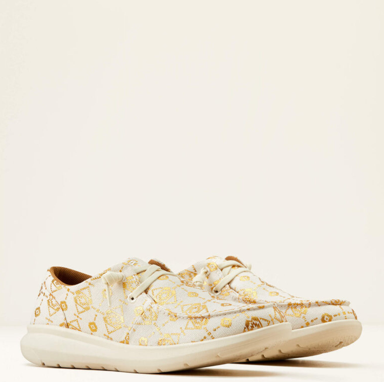 ARIAT | HILO PARA MUJERES