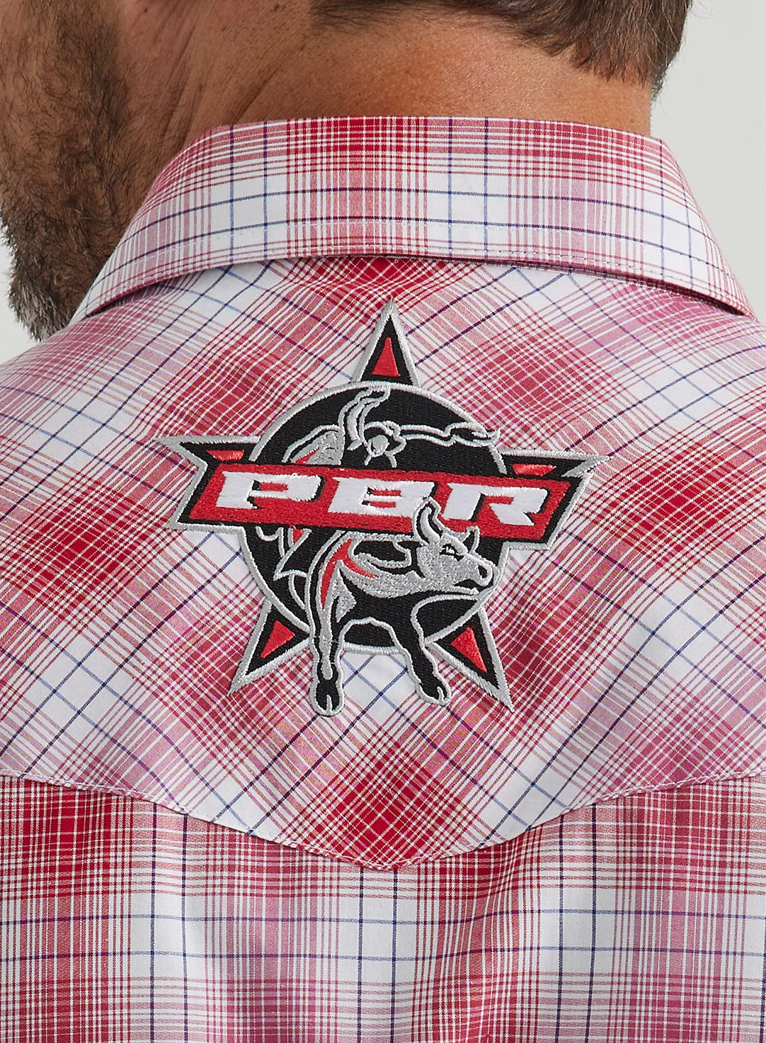 MENS PBR LOGO LONG SLEEVE PLAID WESTERN SNAP SHIRT:CHERRY PLAID