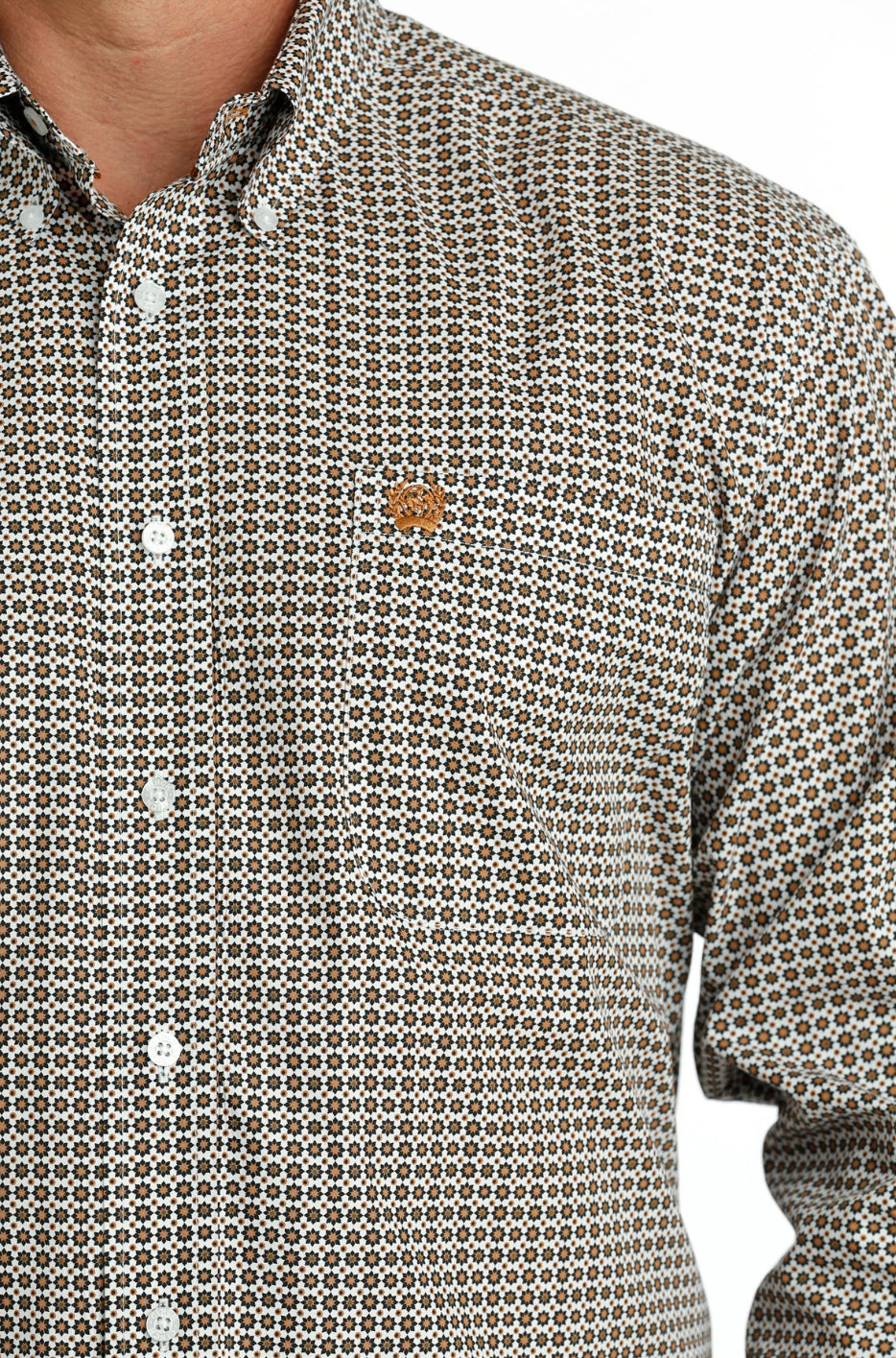 Camisa de hombre con botones y estampado geométrico